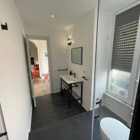 Giulia Mesa Apartamento