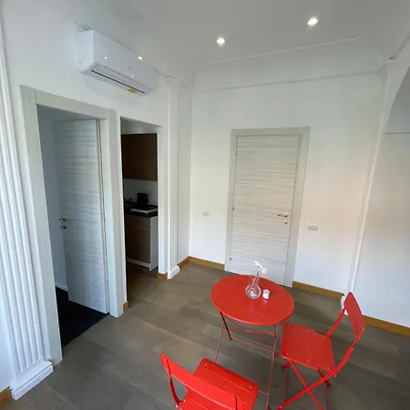 Giulia Mesa Apartment Rome