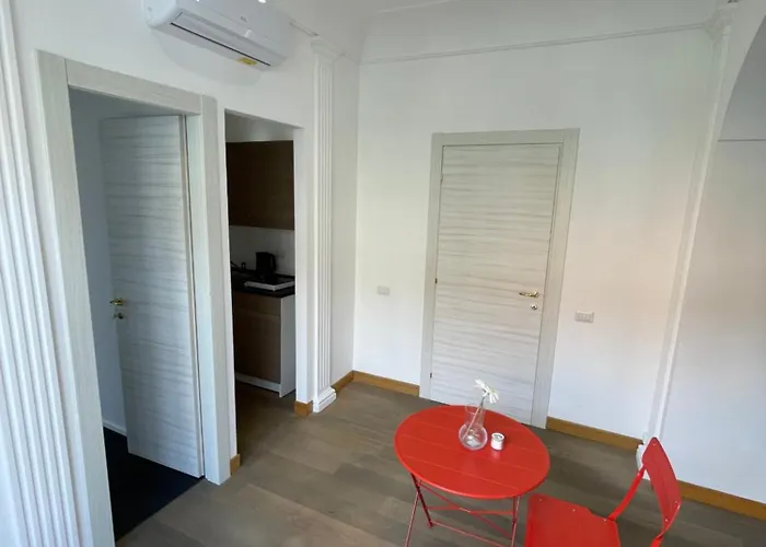 Giulia Mesa Apartment Rom